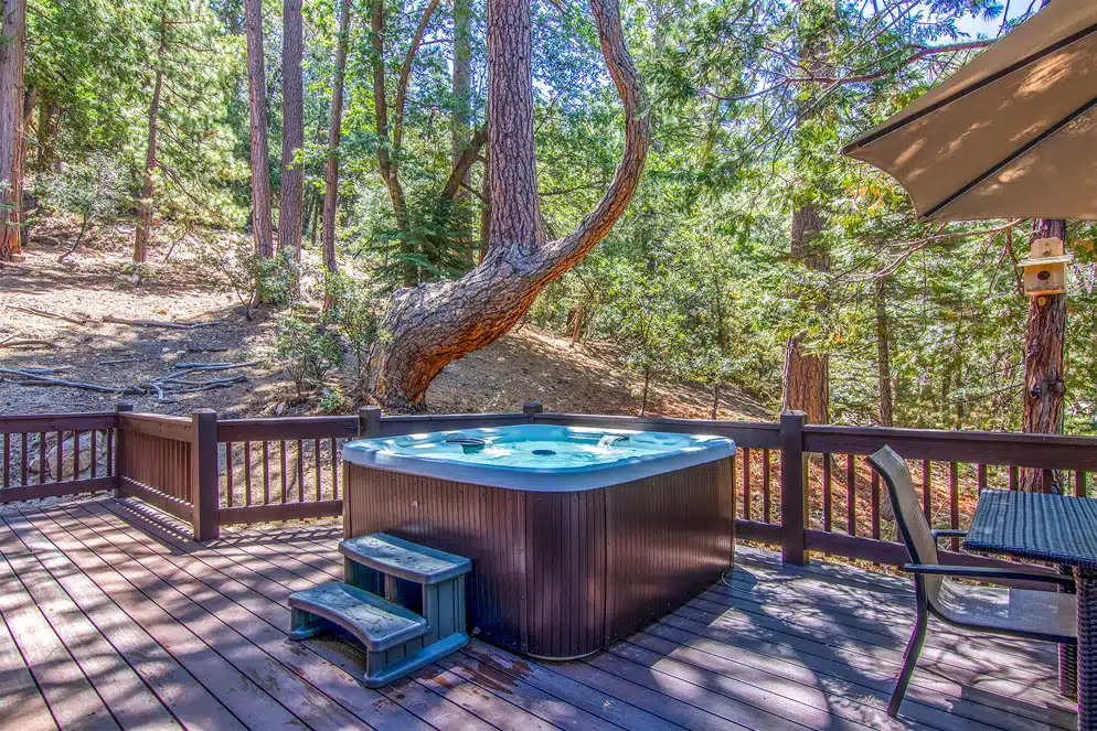 Cedar Lodge Hot Tub